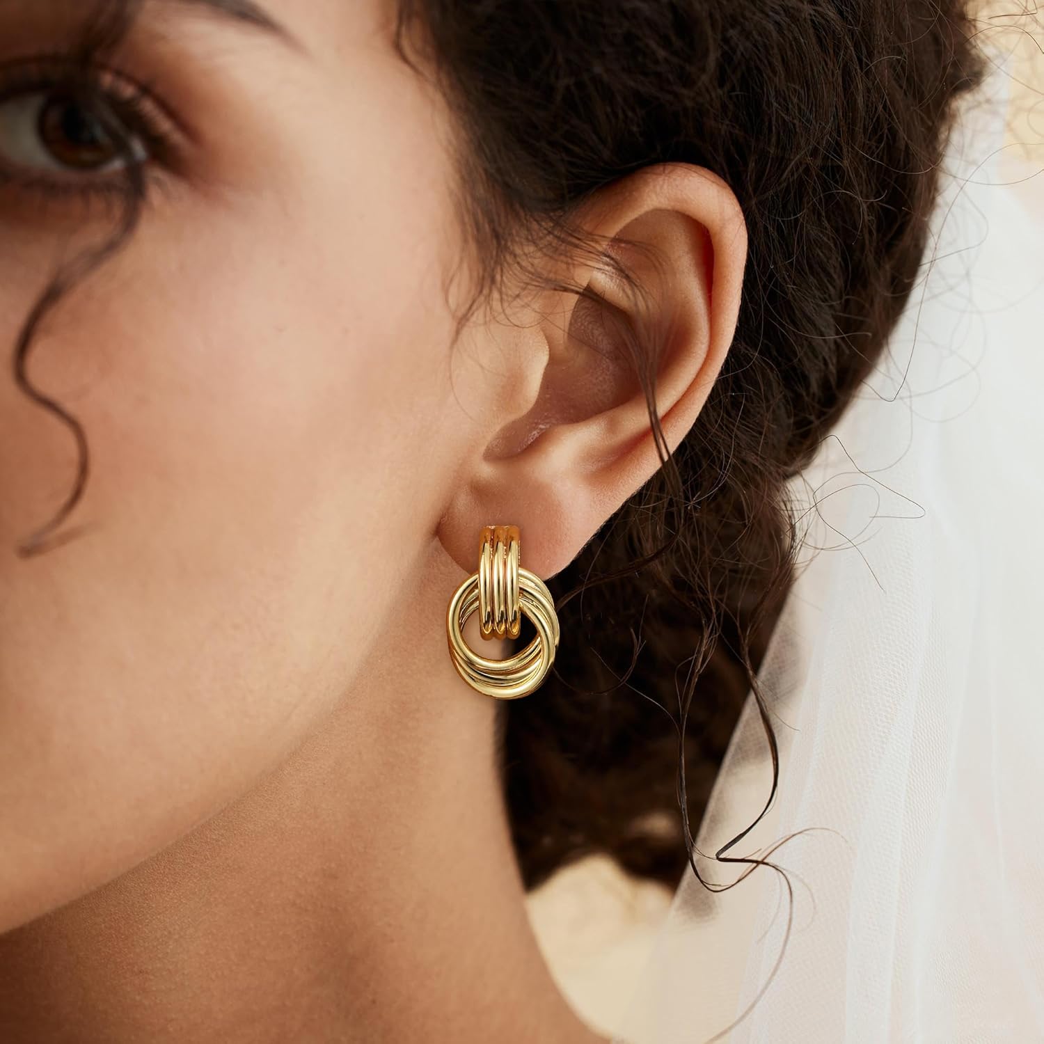 SHERLOVE Gold Geometric Drop Earrings for Women Dupes Earrings Designer Fin Earrings Fashion Jewelry Gift